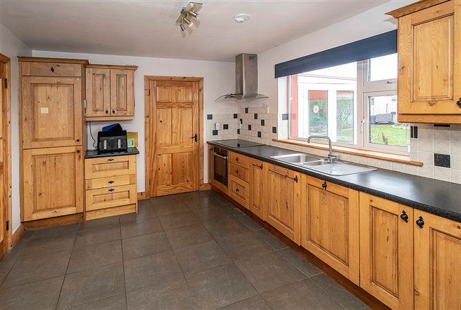 25 The Comeraghs, Stradbally, Waterford