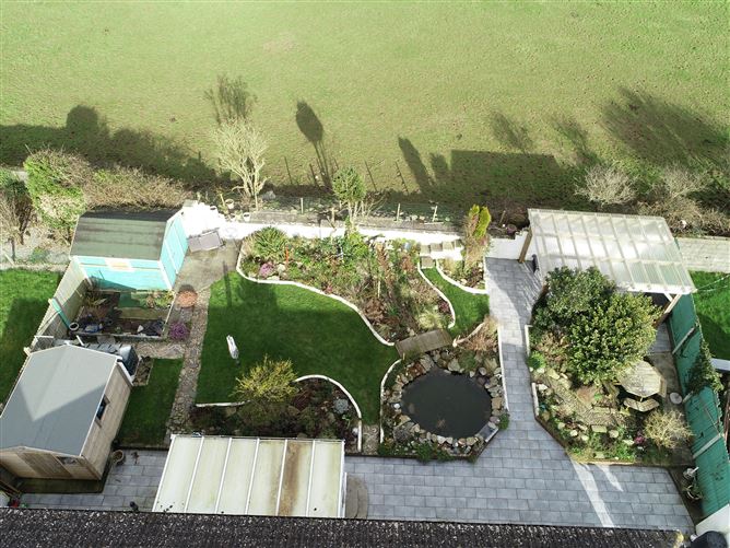 25 The Comeraghs, Stradbally, Waterford