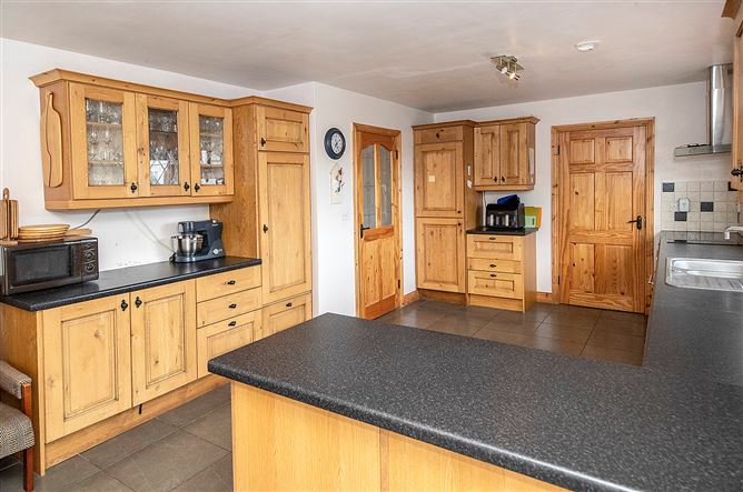 25 The Comeraghs, Stradbally, Waterford