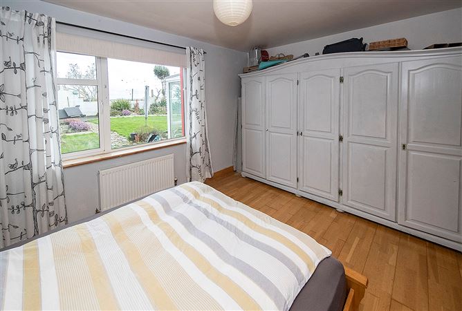 25 The Comeraghs, Stradbally, Waterford