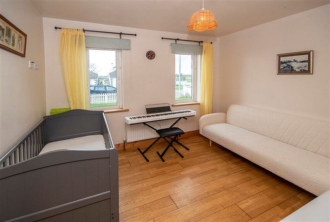 25 The Comeraghs, Stradbally, Waterford