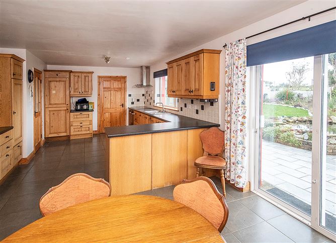 25 The Comeraghs, Stradbally, Waterford
