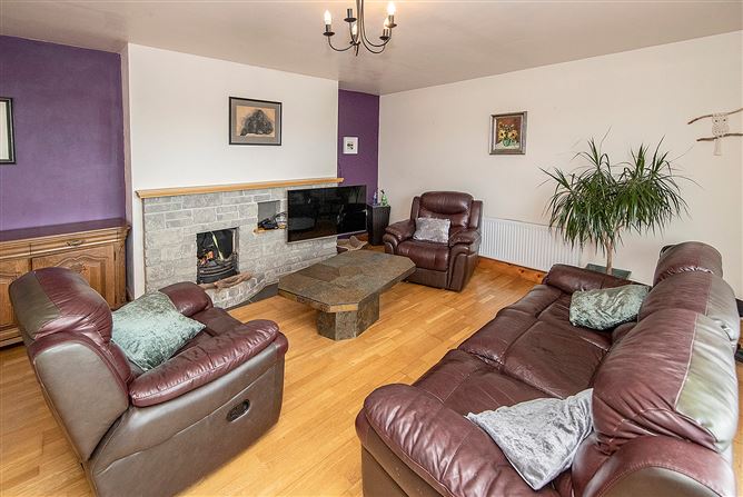 25 The Comeraghs, Stradbally, Waterford