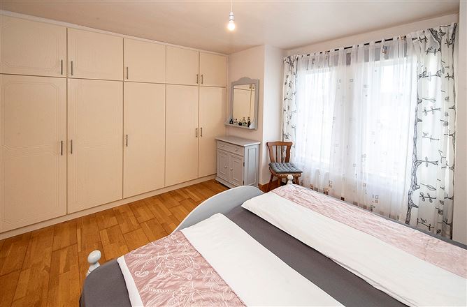 25 The Comeraghs, Stradbally, Waterford