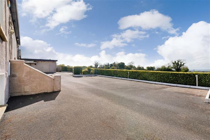 Calliaghstown Lower, Rathcoole, Co. Dublin