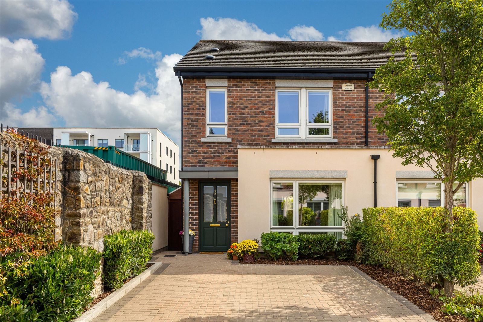 Photo 1 of 20 — 49 Diswellstown Manor, Castleknock, Dublin 15
