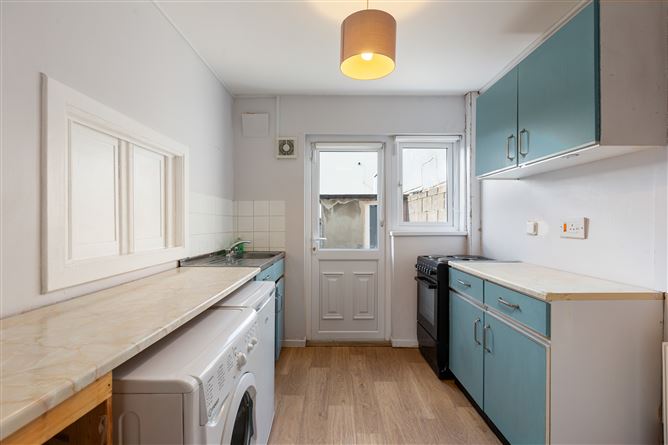 32 Millrose Estate, Bluebell, Dublin 12