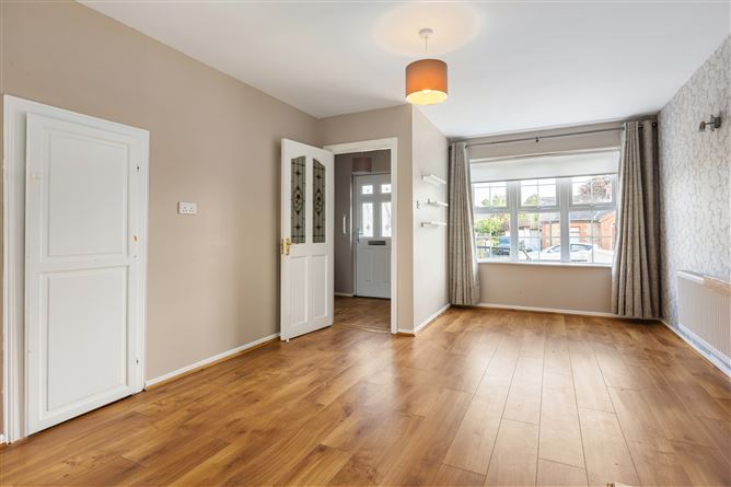 32 Millrose Estate, Bluebell, Dublin 12