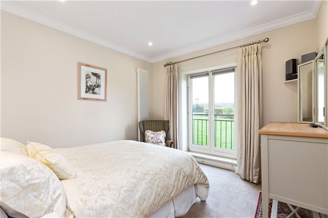 2 Carysfort Hall, Carysfort Avenue, Blackrock, Co.Dublin