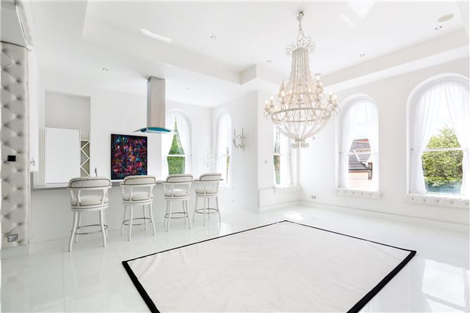 Apartment 3, Holyrood Castle, Holyrood Park, Sandymount, Dublin 4