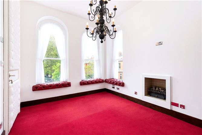 Apartment 3, Holyrood Castle, Holyrood Park, Sandymount, Dublin 4