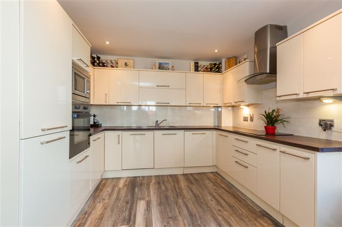 156 Royal Canal Court, Royal Canal Way, Ashtown, Dublin 15