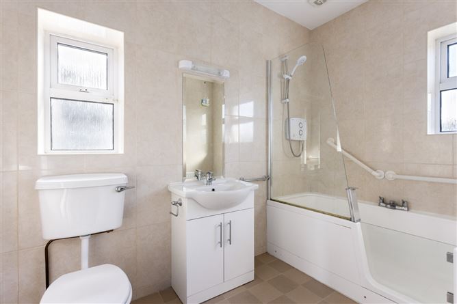 33 Nutley Park, Donnybrook, Dublin 4