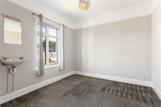 33 Nutley Park, Donnybrook, Dublin 4