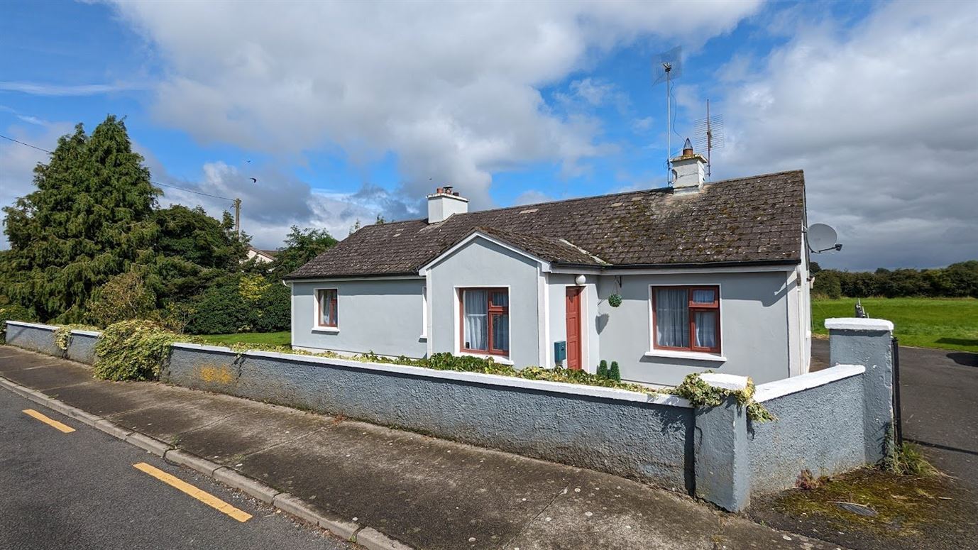 Cloughjordan Road, Borrisokane, Co. Tipperary