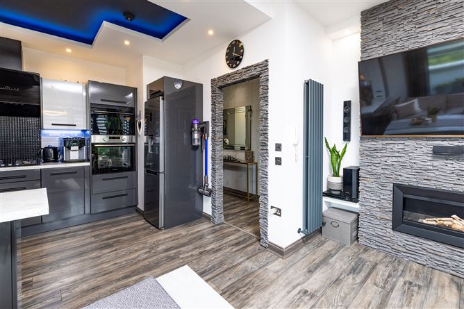 Apt 43 Mayeston Crescent, Saint Margaret's Road, Finglas, Dublin 11
