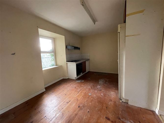 2 Upper Mary Street, New Ross, Co. Wexford