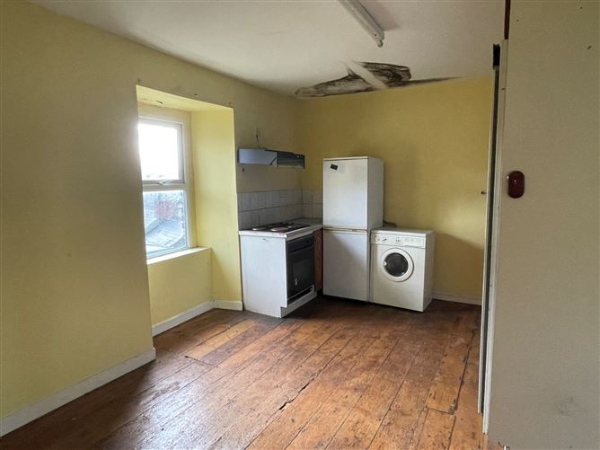2 Upper Mary Street, New Ross, Co. Wexford