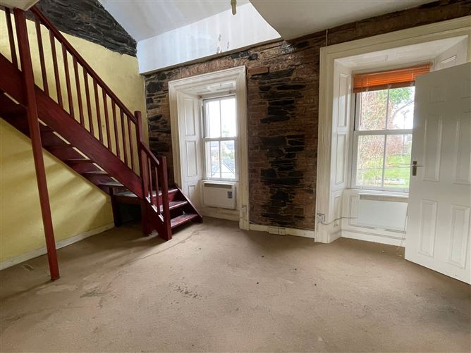 2 Upper Mary Street, New Ross, Co. Wexford