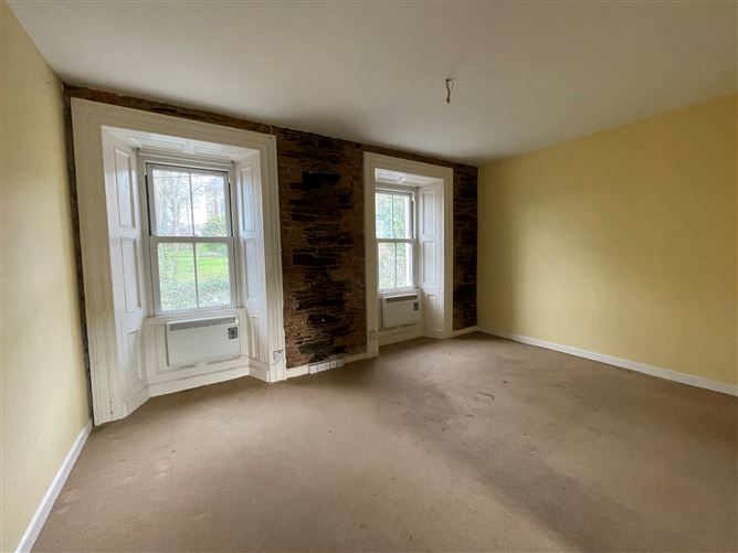 2 Upper Mary Street, New Ross, Co. Wexford