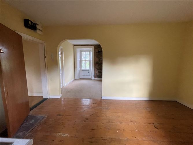 2 Upper Mary Street, New Ross, Co. Wexford