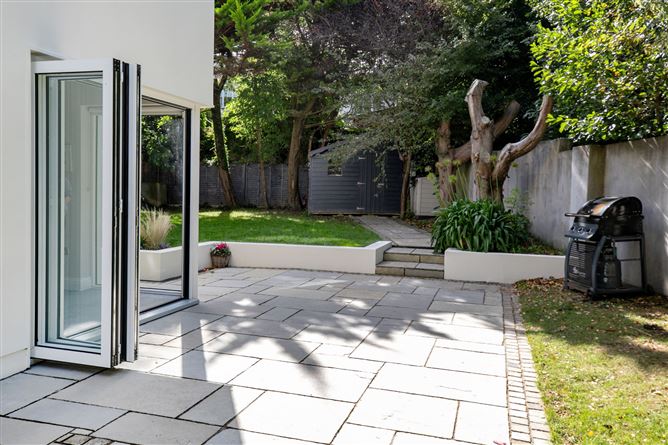 28 Woodfield, Scholarstown Road, Rathfarnham, Dublin 16