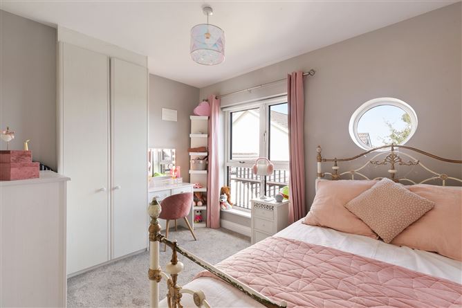 28 Woodfield, Scholarstown Road, Rathfarnham, Dublin 16