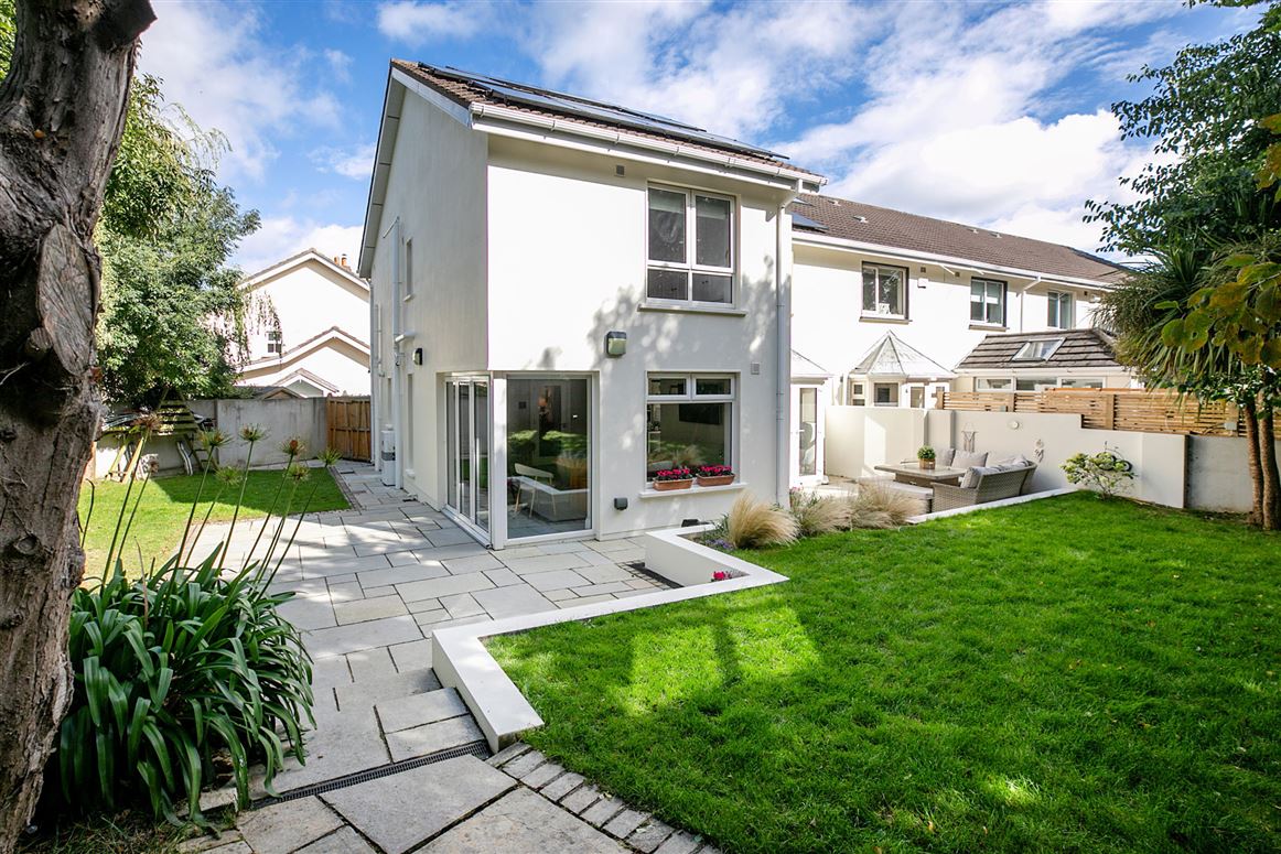 28 Woodfield, Scholarstown Road, Rathfarnham, Dublin 16