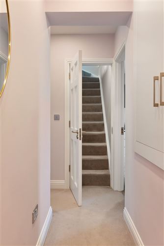 28 Woodfield, Scholarstown Road, Rathfarnham, Dublin 16