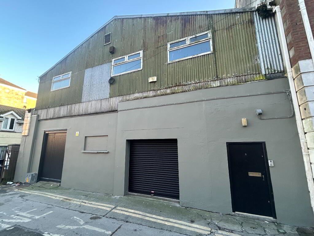 5 Bessexwell Lane, (Off Shop Street), Drogheda, Louth