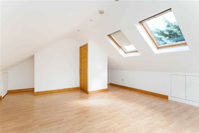 https://photos-a.propertyimages.ie/media/3/4/5/5004543/327c0c94-ff3b-4419-b10b-e3fda56c798b_l.jpg