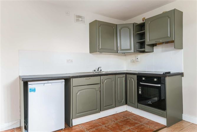 https://photos-a.propertyimages.ie/media/3/4/5/5004543/327c0c94-ff3b-4419-b10b-e3fda56c798b_l.jpg