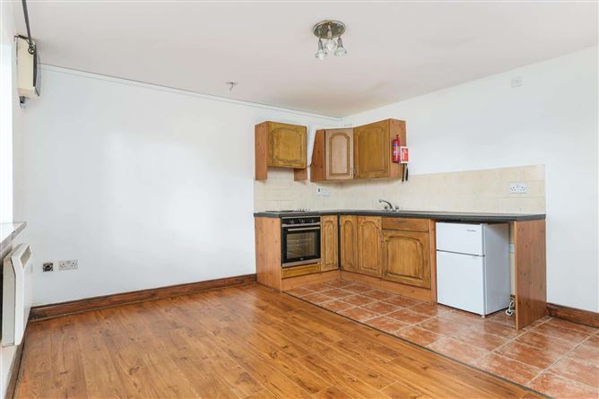 https://photos-a.propertyimages.ie/media/3/4/5/5004543/327c0c94-ff3b-4419-b10b-e3fda56c798b_l.jpg