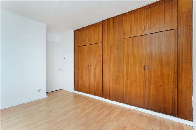 https://photos-a.propertyimages.ie/media/3/4/5/5004543/327c0c94-ff3b-4419-b10b-e3fda56c798b_l.jpg