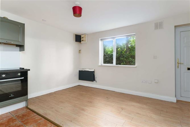 https://photos-a.propertyimages.ie/media/3/4/5/5004543/327c0c94-ff3b-4419-b10b-e3fda56c798b_l.jpg