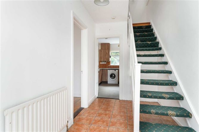 https://photos-a.propertyimages.ie/media/3/4/5/5004543/327c0c94-ff3b-4419-b10b-e3fda56c798b_l.jpg
