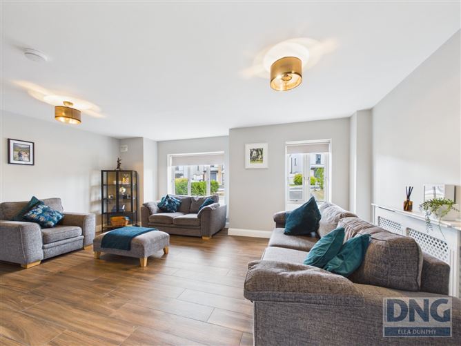 Photo 13 of 34 — 18 Crescent Avenue, Friary Walk, Callan, Co. Kilkenny
