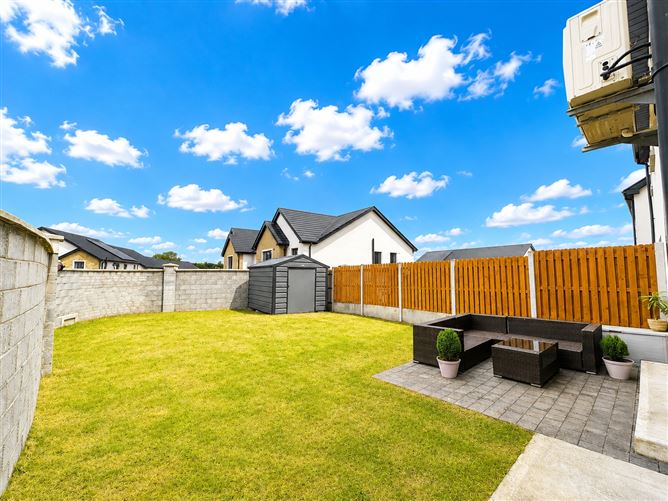 Photo 31 of 34 — 18 Crescent Avenue, Friary Walk, Callan, Co. Kilkenny