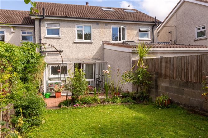 15 Willbrook Grove, Rathfarnham, Dublin 14