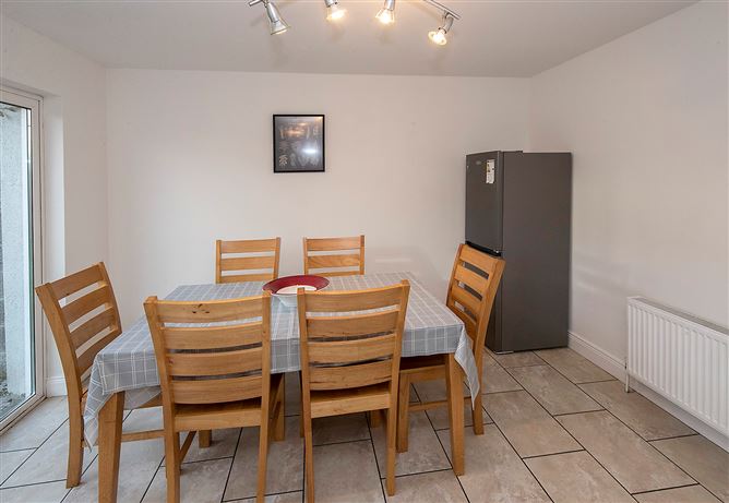 27 Town Court, Dungarvan, Co. Waterford