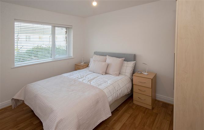 27 Town Court, Dungarvan, Co. Waterford