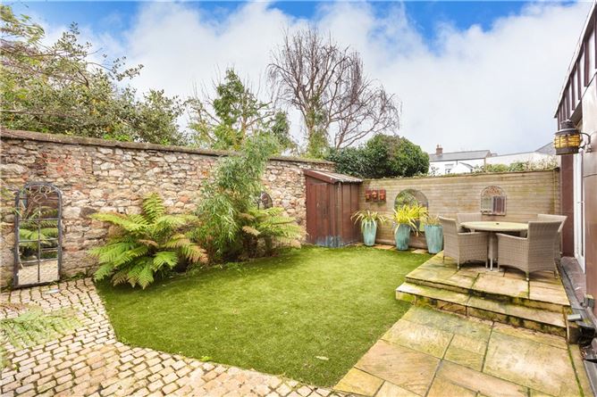 4 Serpentine Road, Sandymount, Dublin 4