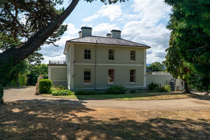Photo 51 of 56 — Laragh House, Killiney, County Dublin