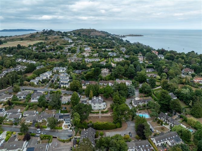 Photo 53 of 56 — Laragh House, Killiney, County Dublin