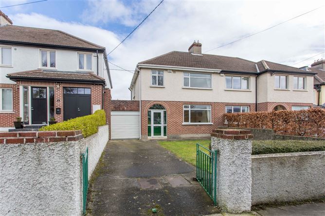 9 South Avenue, Mount Merrion, County Dublin