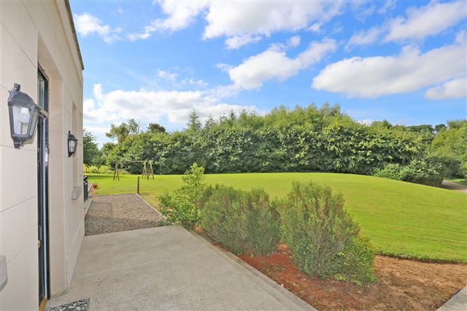 Oakfield House, Cahernorry, Ballyneety, Co.Limerick