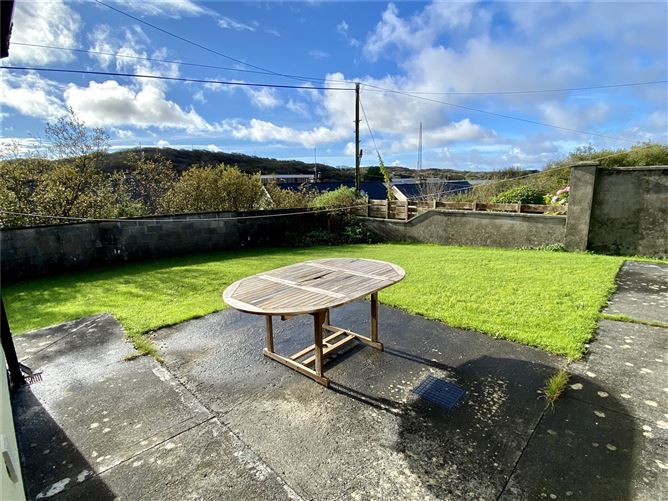 27 Tullyvoheen, Clifden, Co.Galway