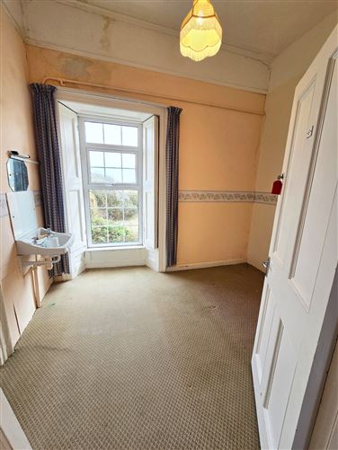 Merton Villa, Merton Square, Kilkee, Co. Clare
