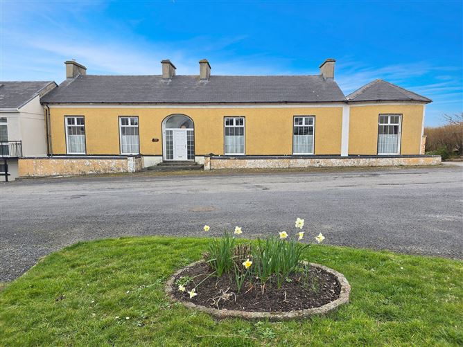 Merton Villa, Merton Square, Kilkee, Co. Clare