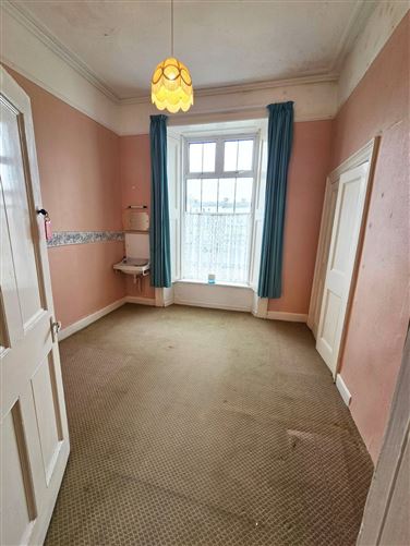 Merton Villa, Merton Square, Kilkee, Co. Clare